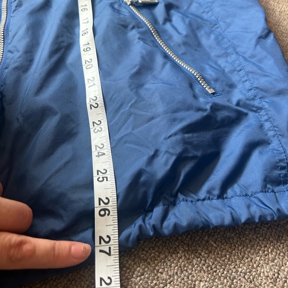 Vintage Kokanee, Blue Windbreaker Rain Jacket, size M, pockets - Picture 9 of 11